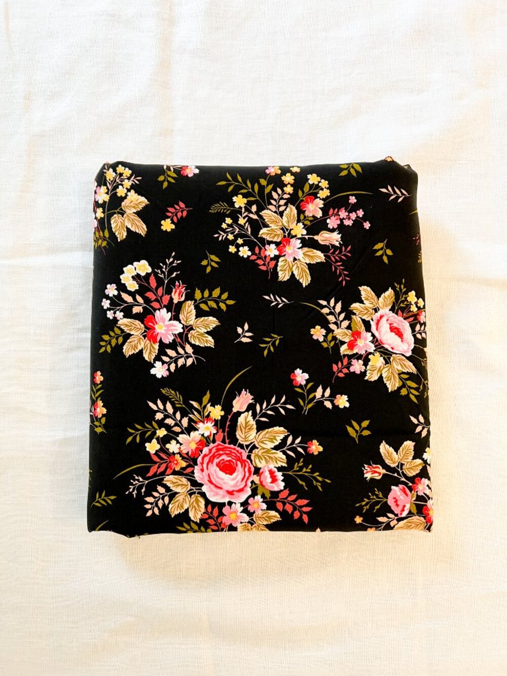 GARMENT Fabric - 4.3 yds - Floral Fabric